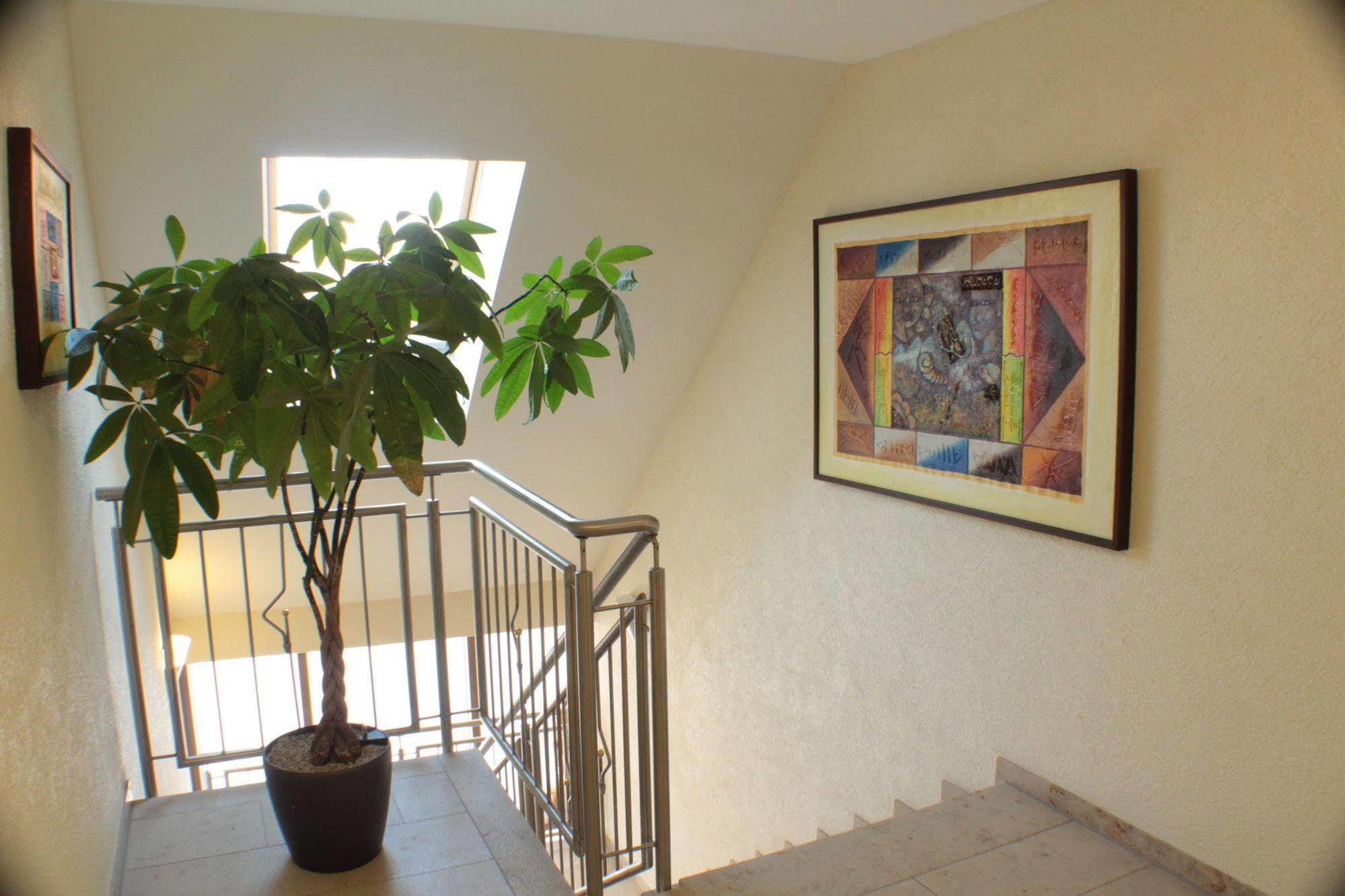 Living & Serviced Apartments By Blauer Wolf Gunzenhausen Exterior photo
